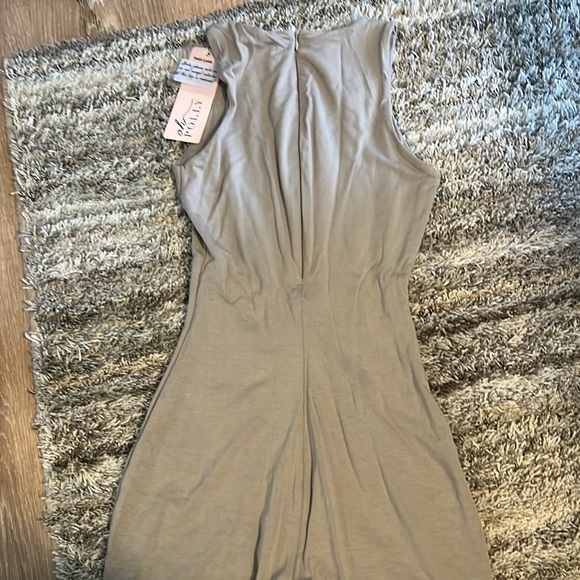 Oh polly tan high neck romper - Picture 3 of 3
